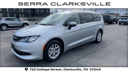 Silver Mist Clearcoat 2023 Chrysler Voyager LX