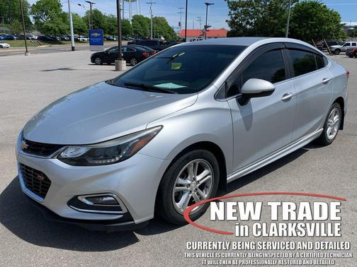Silver Ice Metallic 2017 Chevrolet Cruze LT