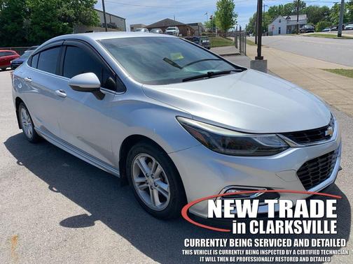 Silver Ice Metallic 2017 Chevrolet Cruze LT