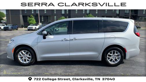 Silver Mist Clearcoat 2023 Chrysler Pacifica Touring L