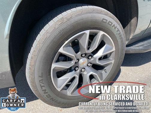 Silver Sage Metallic 2024 Chevrolet Suburban LS