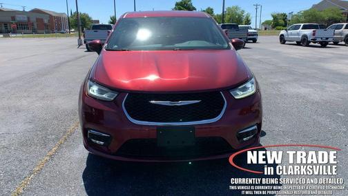 Velvet Red Pearlcoat 2023 Chrysler Pacifica Touring L