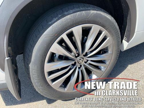 Blizzard Pearl 2021 Toyota Highlander Platinum
