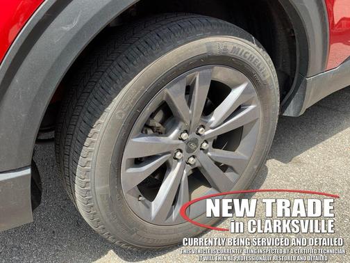 Rapid Red Metallic Tinted Clearcoat 2023 Ford Explorer XLT