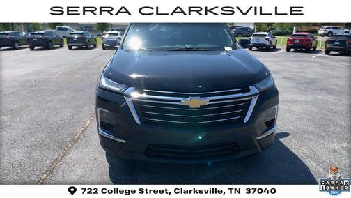Mosaic Black Metallic 2023 Chevrolet Traverse LT Cloth