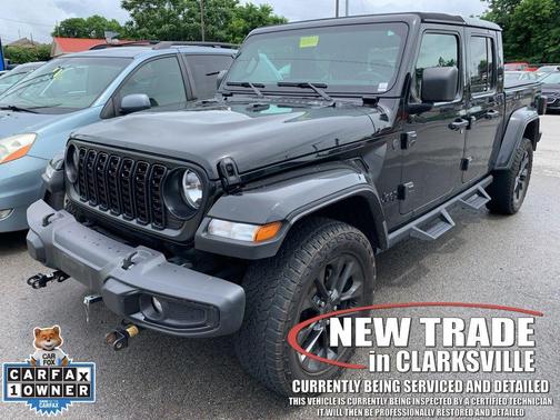 Black Clearcoat 2024 Jeep Gladiator Sport S