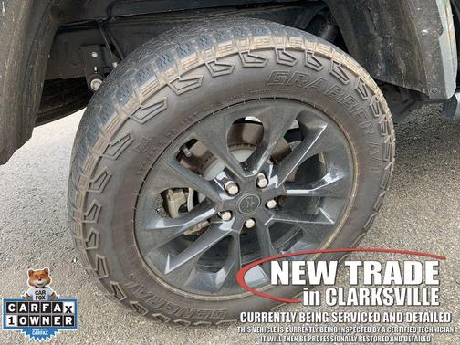 Black Clearcoat 2024 Jeep Gladiator Sport S