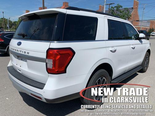 OXFORD WHITE 2024 Ford Expedition XLT