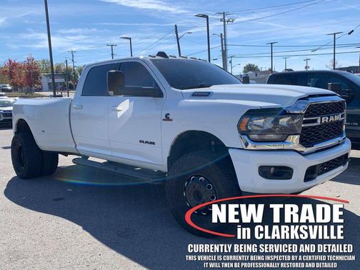 Bright White Clearcoat 2020 RAM 3500 Big Horn Crew Cab 4x4 8' Box