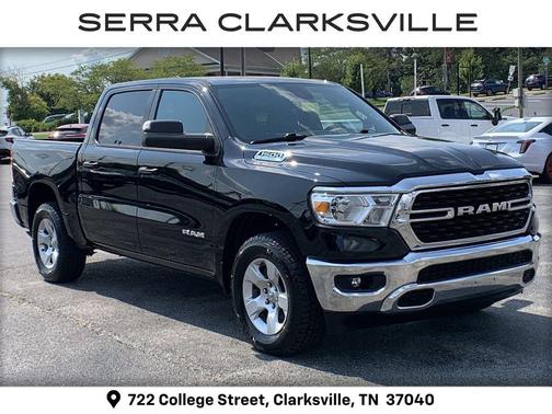 Diamond Black Crystal Pearlcoat 2024 RAM 1500 Big Horn/Lone Star