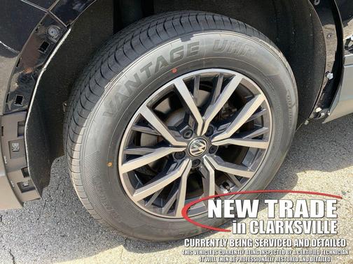Deep Black Pearl 2021 Volkswagen Tiguan 2.0T S