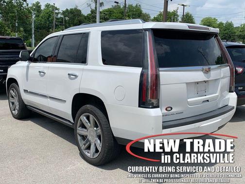 Crystal White Tricoat 2016 Cadillac Escalade Premium
