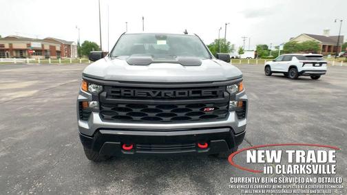 Sterling Gray Metallic 2024 Chevrolet Silverado 1500 Custom Trail Boss