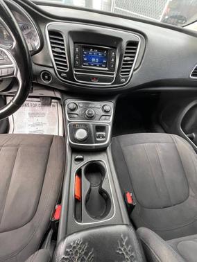 Black Clearcoat 2015 Chrysler 200 Limited