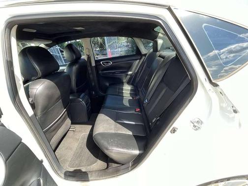 Aspen White 2015 Nissan Sentra SR