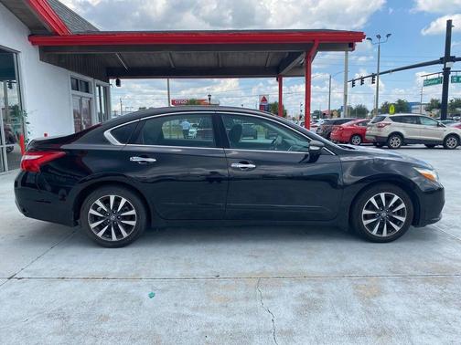 2017 Nissan Altima 2.5 SV