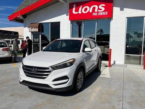 2017 Hyundai TUCSON SE