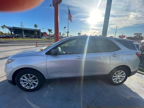 2021 Chevrolet Equinox LS