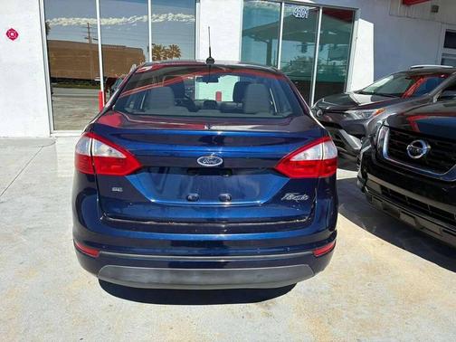 2016 Ford Fiesta SE