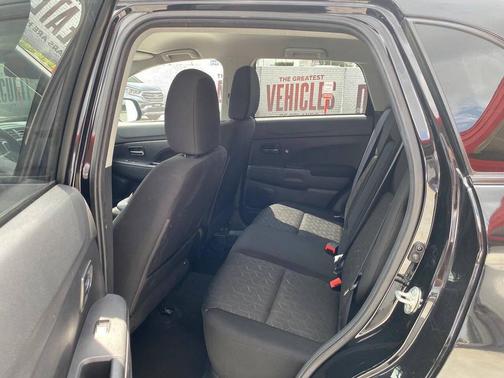 2021 Mitsubishi Outlander Sport SE