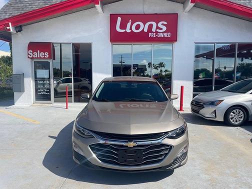 2022 Chevrolet Malibu FWD LT