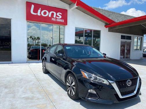 2021 Nissan Altima 2.5 SV