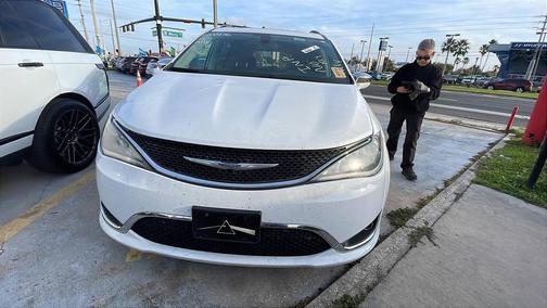 2020 Chrysler Pacifica Limited