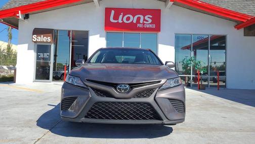2019 Toyota Camry SE