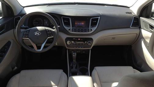 2018 Hyundai TUCSON SE