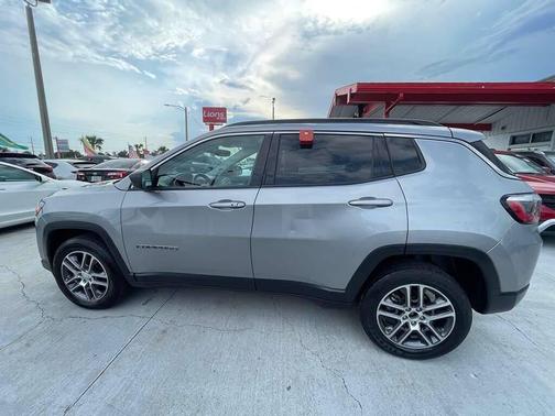 Billet Silver Metallic Clearcoat 2020 Jeep Compass Latitude