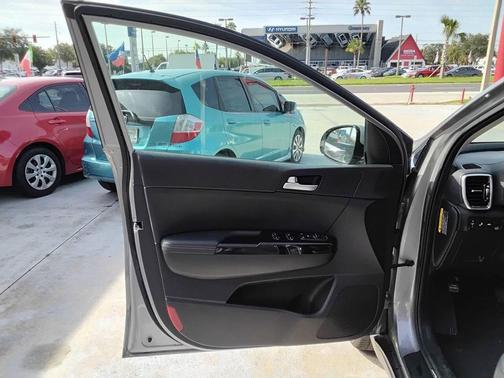 2020 Kia Sportage EX