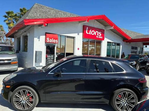 2015 Porsche Macan Turbo