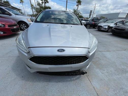 Blue Candy Metallic Tinted Clearcoat 2016 Ford Focus SE