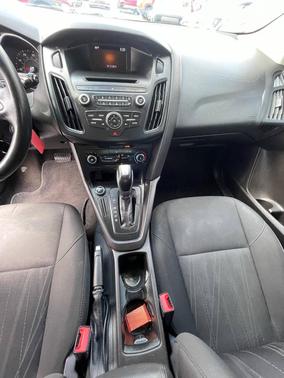 Blue Candy Metallic Tinted Clearcoat 2016 Ford Focus SE