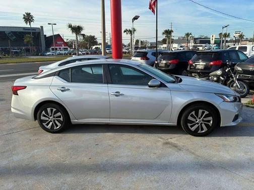 2020 Nissan Altima S FWD