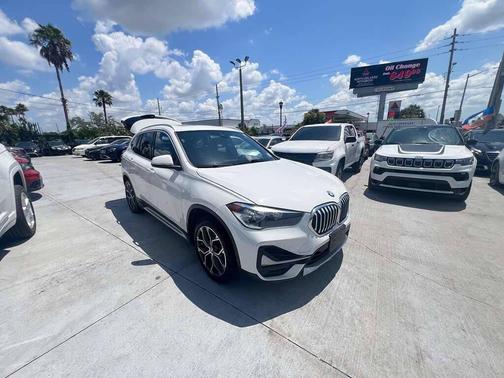 Alpine White 2020 BMW X1 xDrive28i