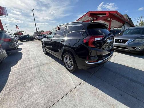 Ebony Twilight Metallic 2023 GMC Terrain SLT