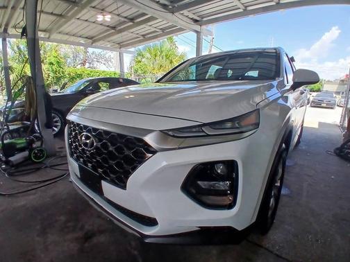 Quartz White 2019 Hyundai SANTA FE SE 2.4