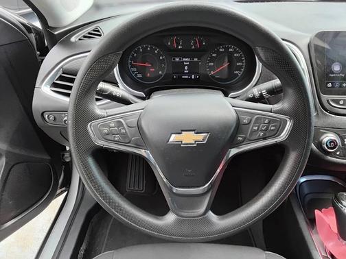 2020 Chevrolet Malibu FWD LT