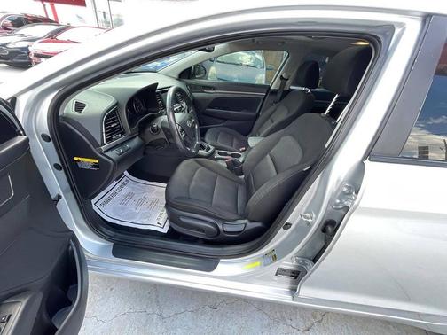 Symphony Silver 2018 Hyundai ELANTRA Limited