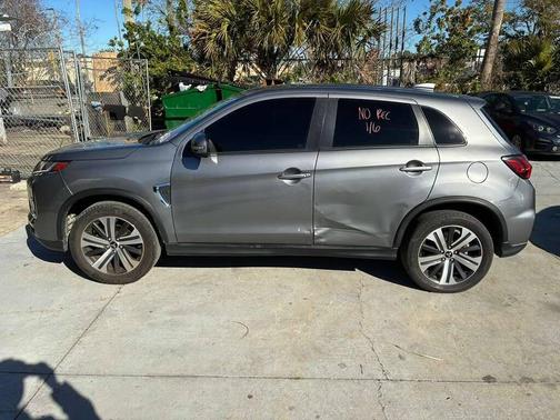 2021 Mitsubishi Outlander Sport SE