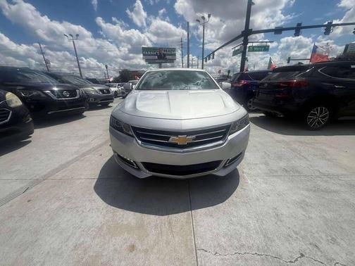 Silver Ice Metallic 2018 Chevrolet Impala 1LT