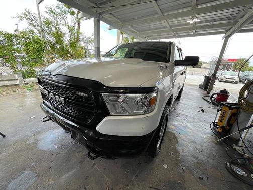 Bright White Clearcoat 2019 RAM 1500 Tradesman