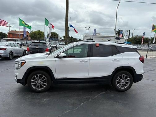 2024 GMC Terrain SLT
