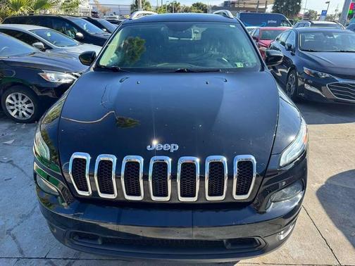 2018 Jeep Cherokee Latitude