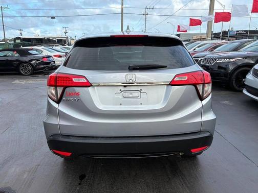 Lunar Silver Metallic 2020 Honda HR-V LX