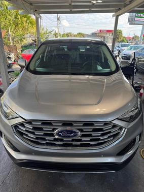 2021 Ford Edge Titanium