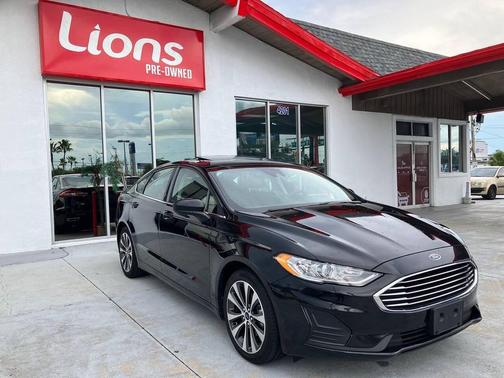 2020 Ford Fusion SE
