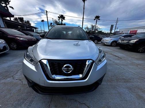 2020 Nissan Kicks S