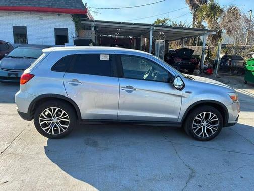 2019 Mitsubishi Outlander Sport SE